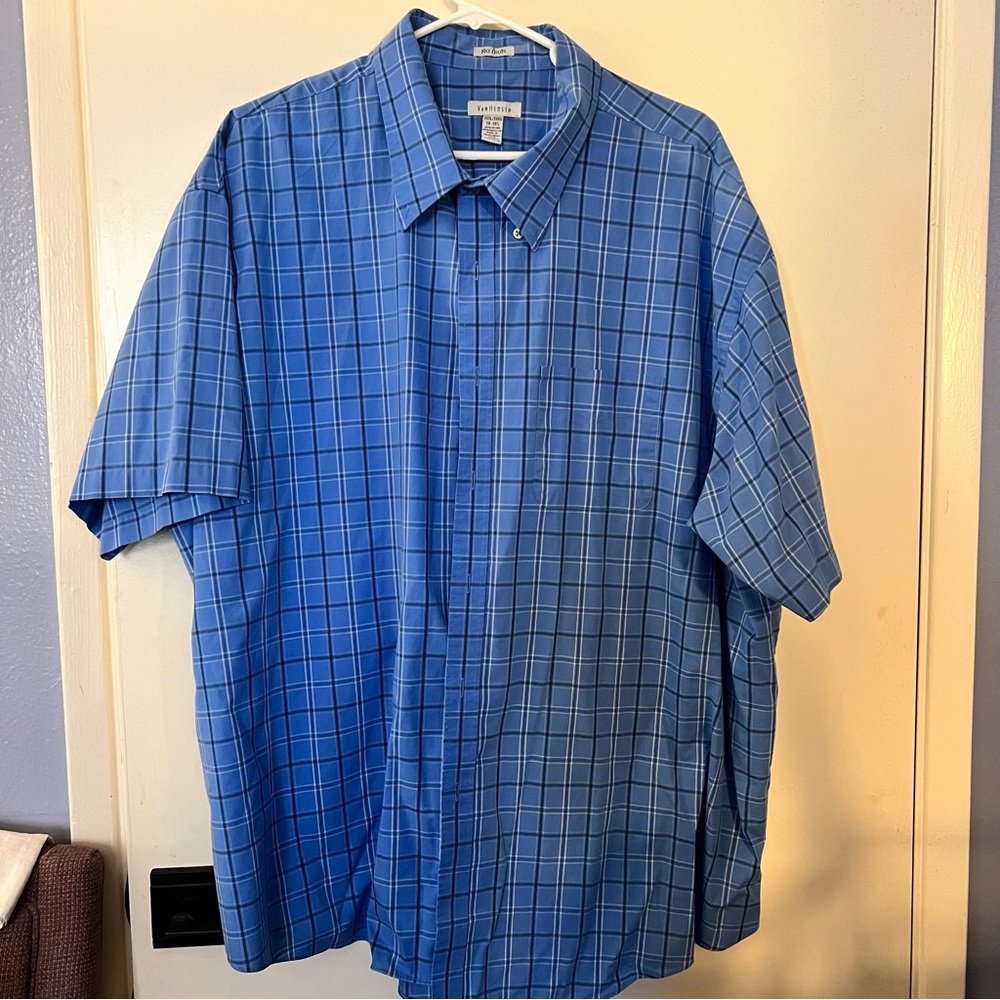Blue plaid Van Heusen men’s 3x button down shirt sleeve shirt